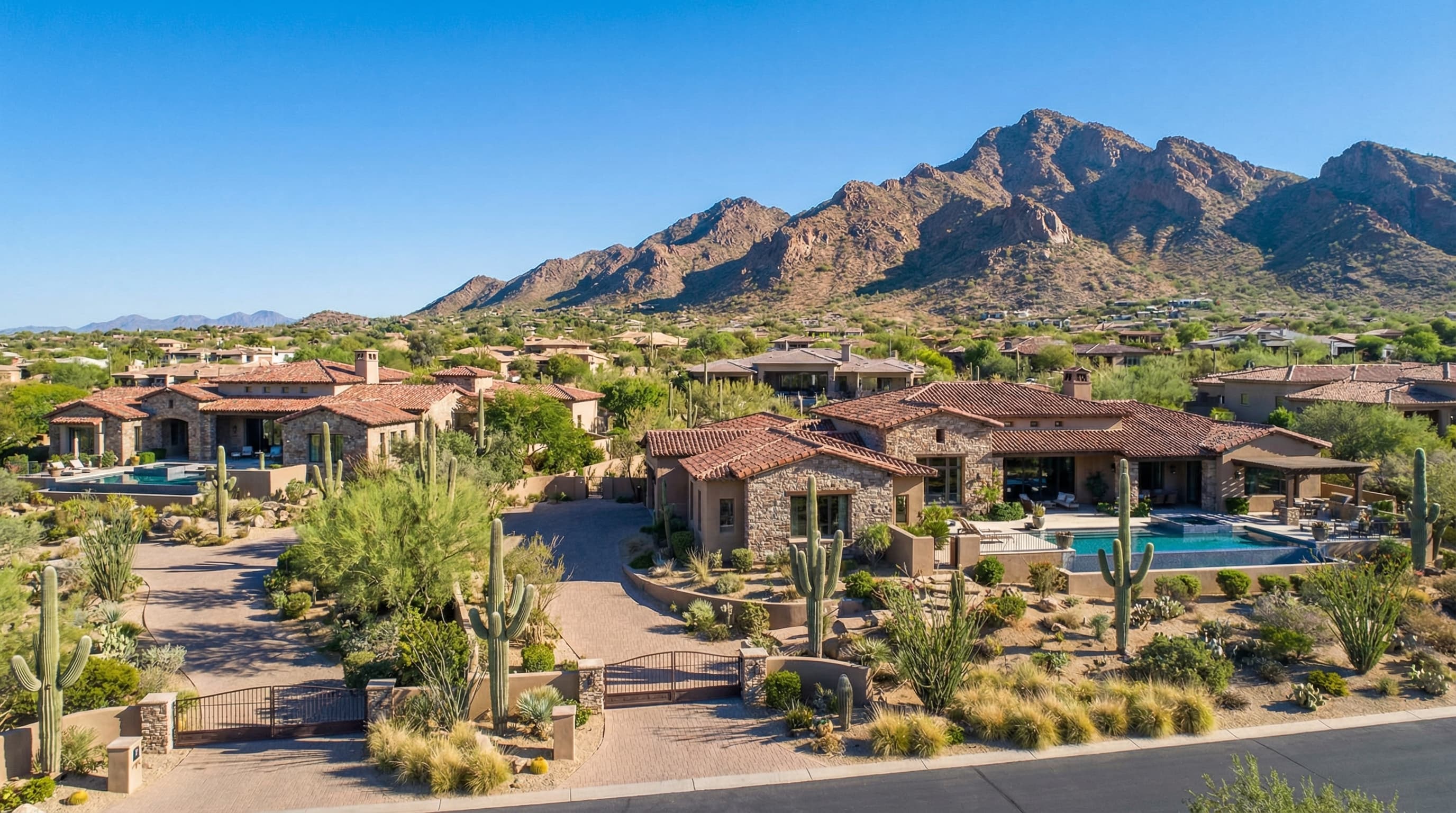 Exclusive Paradise Valley Arizona luxury estates with Mummy Mountain and sprawling desert landscaping